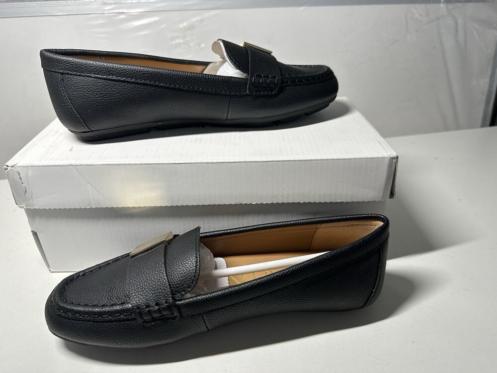 Calvin Klein Women's Lisa Loafer Black Sz 5